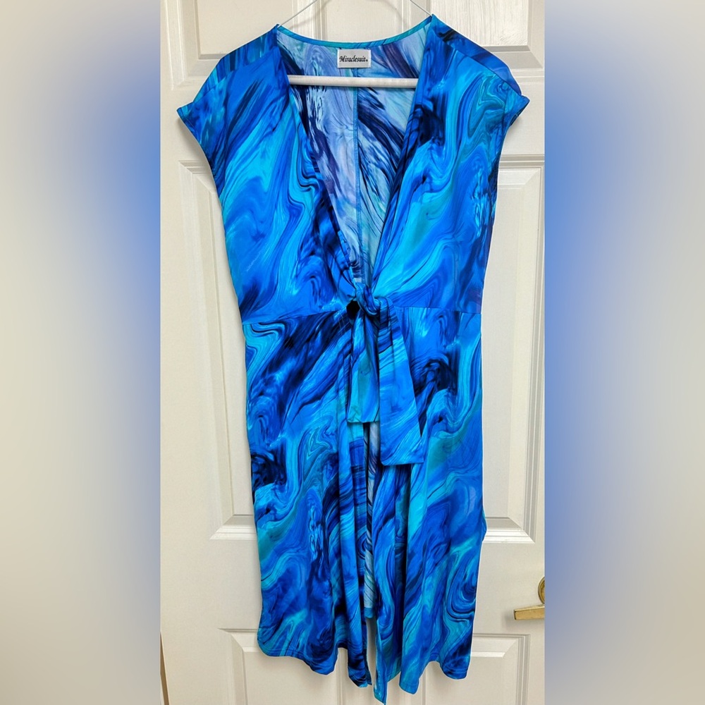 Miraclesuit Coverup- Blue and White Swirl - Picture 1 of 7
